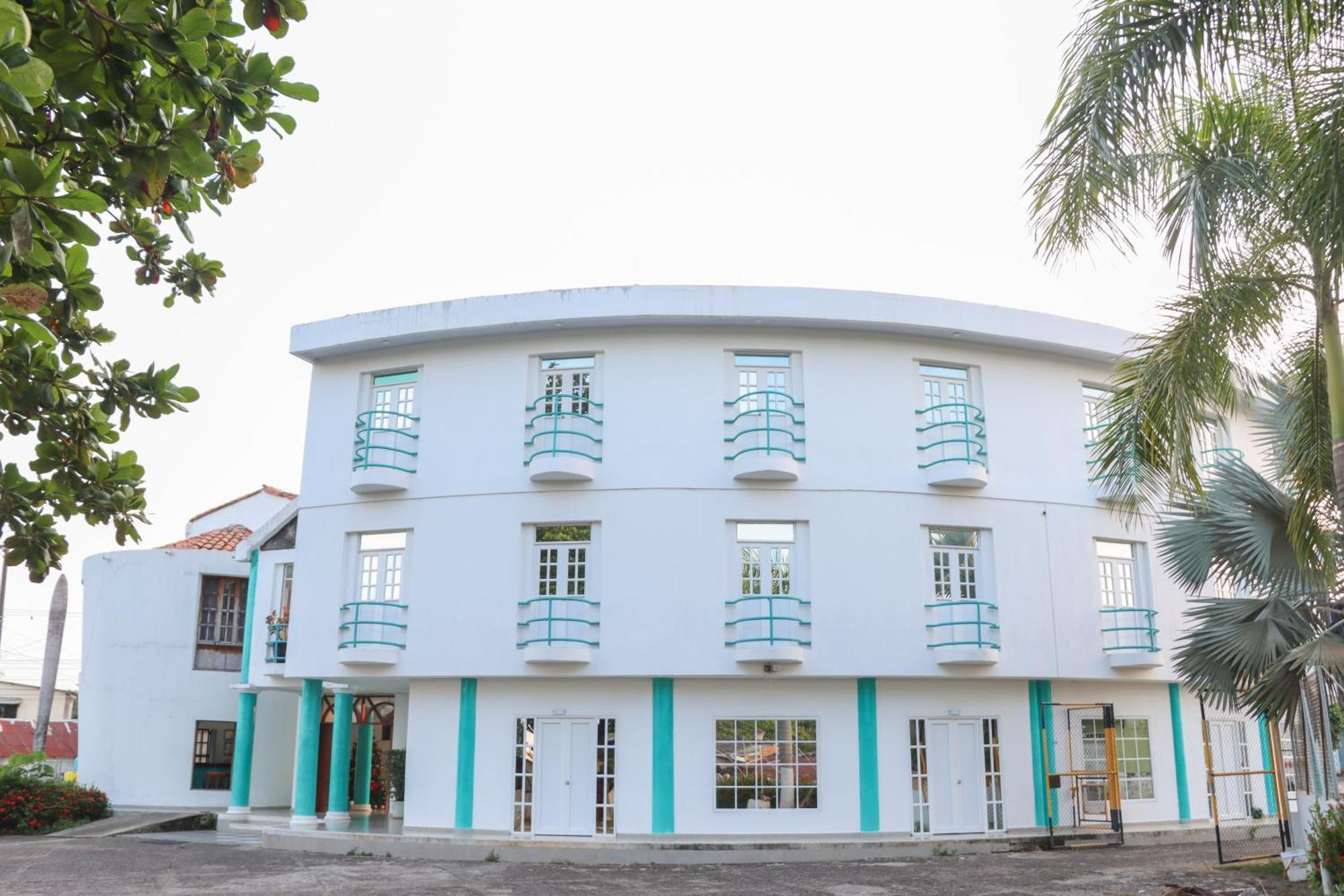 Hotel Plaza Real Montelibano ภายนอก รูปภาพ