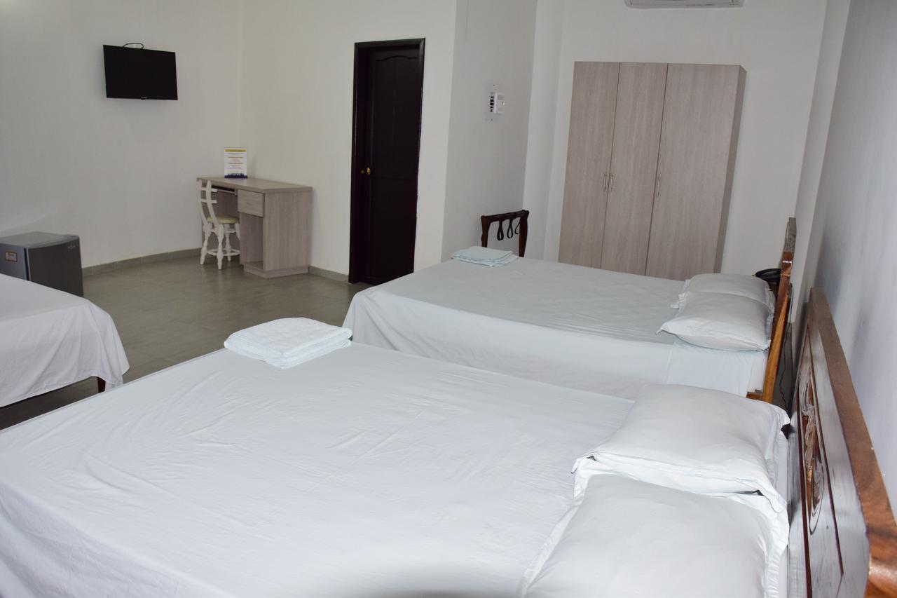 Hotel Plaza Real Montelibano ภายนอก รูปภาพ