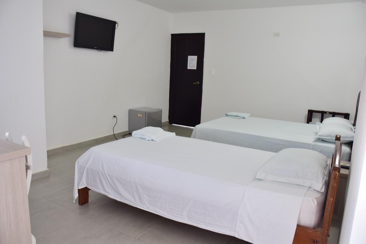 Hotel Plaza Real Montelibano ภายนอก รูปภาพ