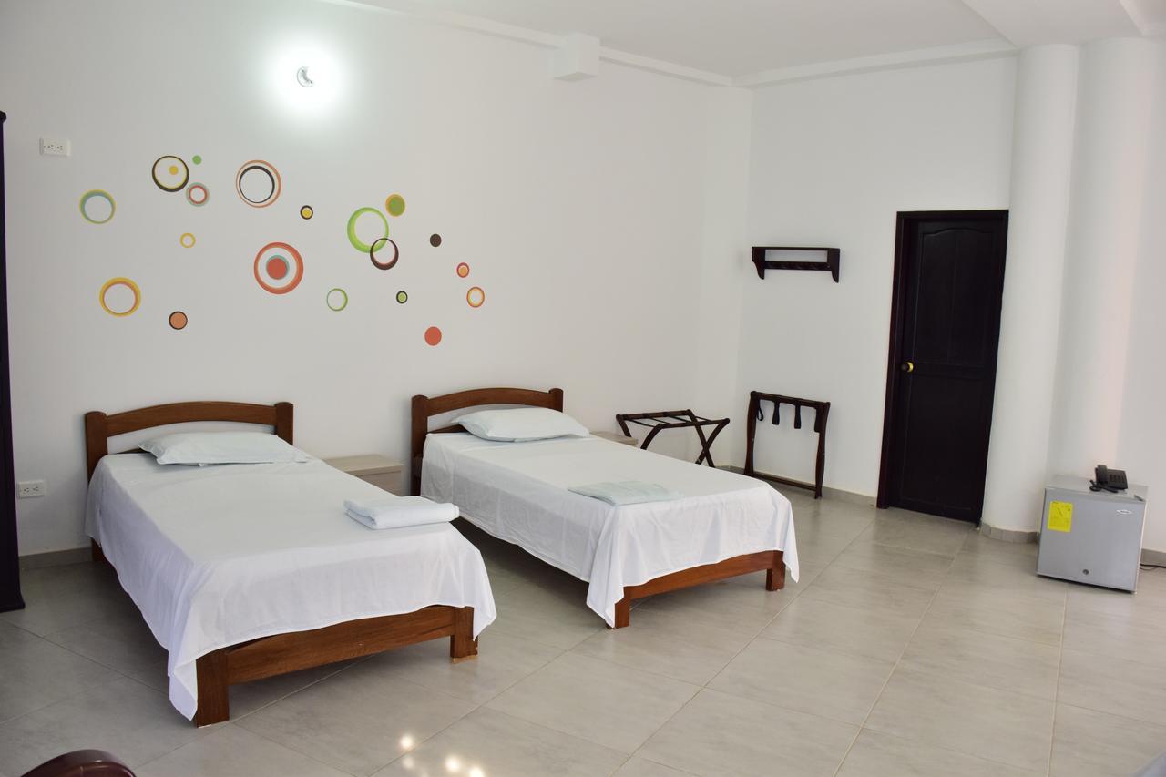 Hotel Plaza Real Montelibano ภายนอก รูปภาพ