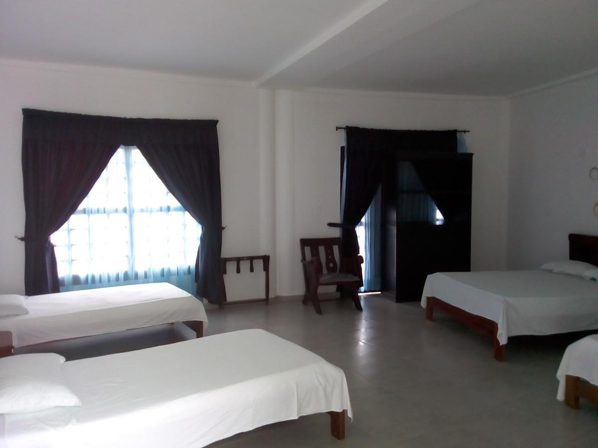 Hotel Plaza Real Montelibano ภายนอก รูปภาพ